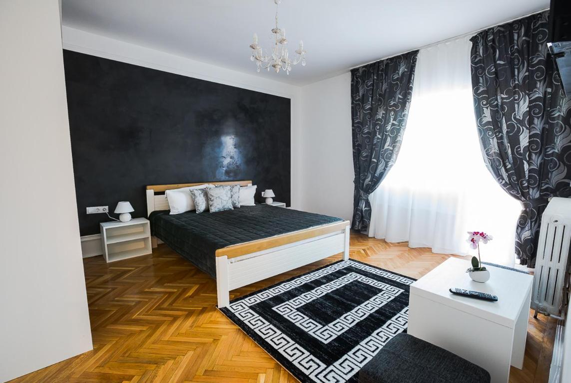 White Spacious Apartment Сибиу Экстерьер фото